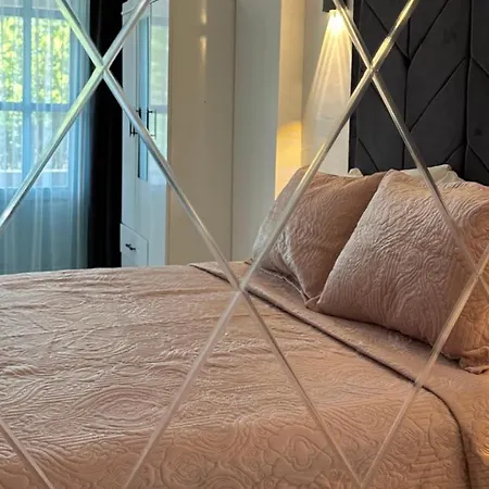 House Butik דטקה