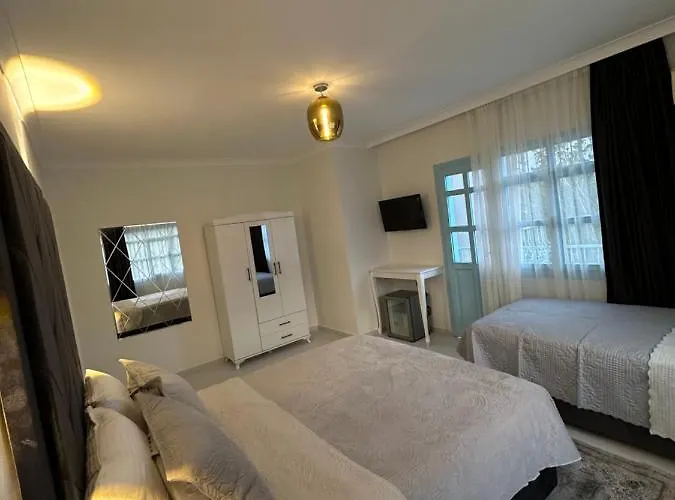 House Butik דטקה